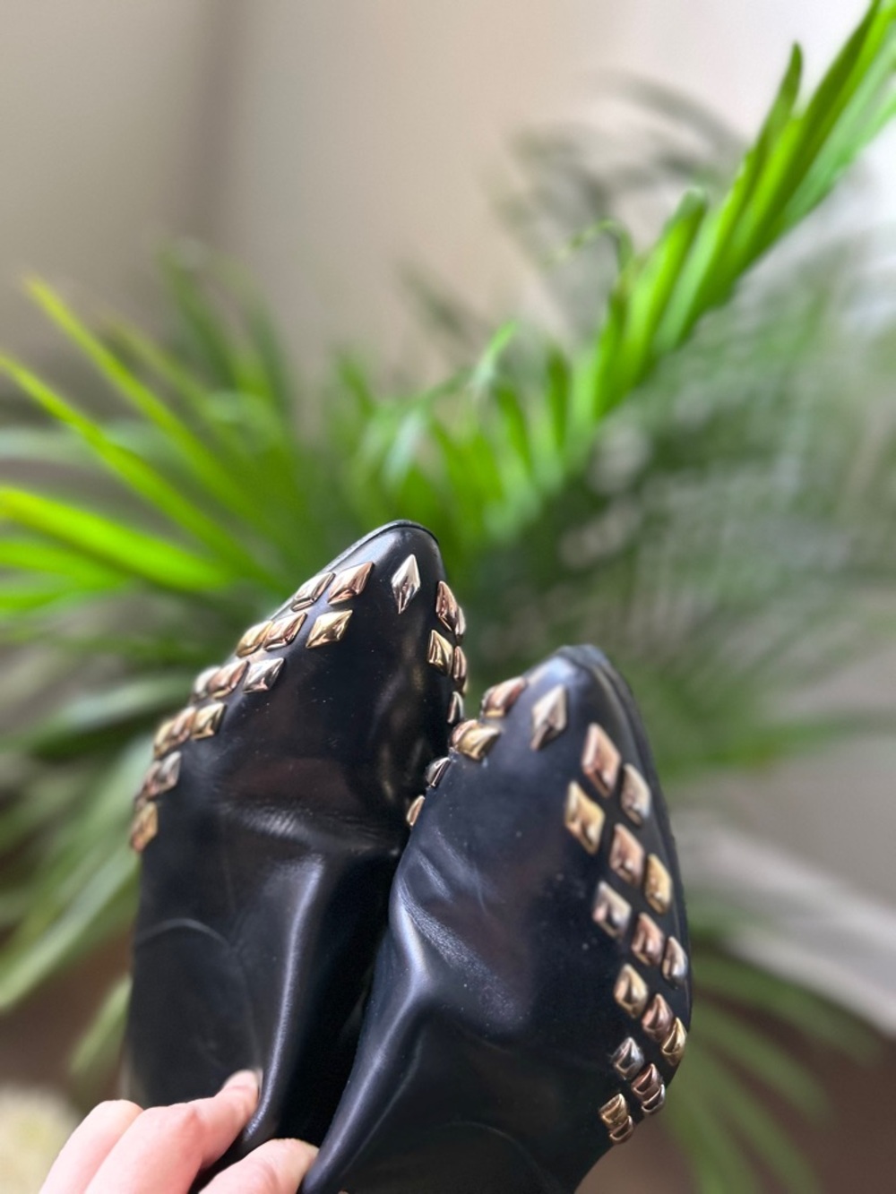 Louis Vuitton Black Leather Studded Ankle Boots  – Size 39 - Picture 6 of 15